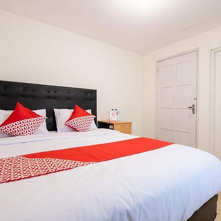 Oyo 2173 Bnv House Babarsari Hotel Maguwo Kültér fotó