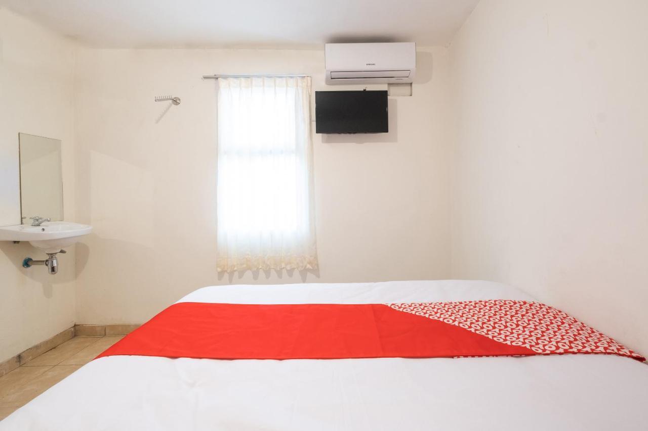 Oyo 2173 Bnv House Babarsari Hotel Maguwo Kültér fotó